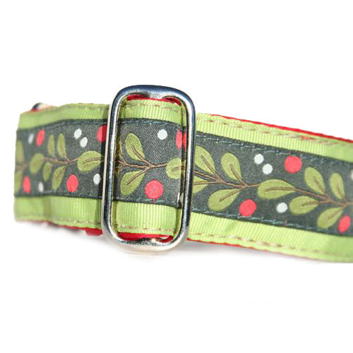 Collar_Garland_Green