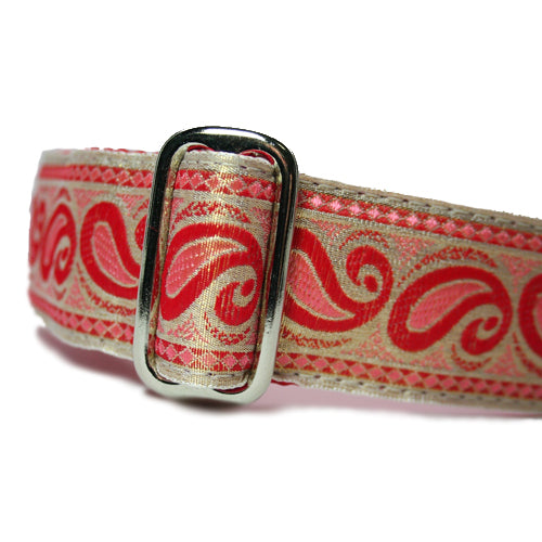 1.5" Paisley Coral Martingale
