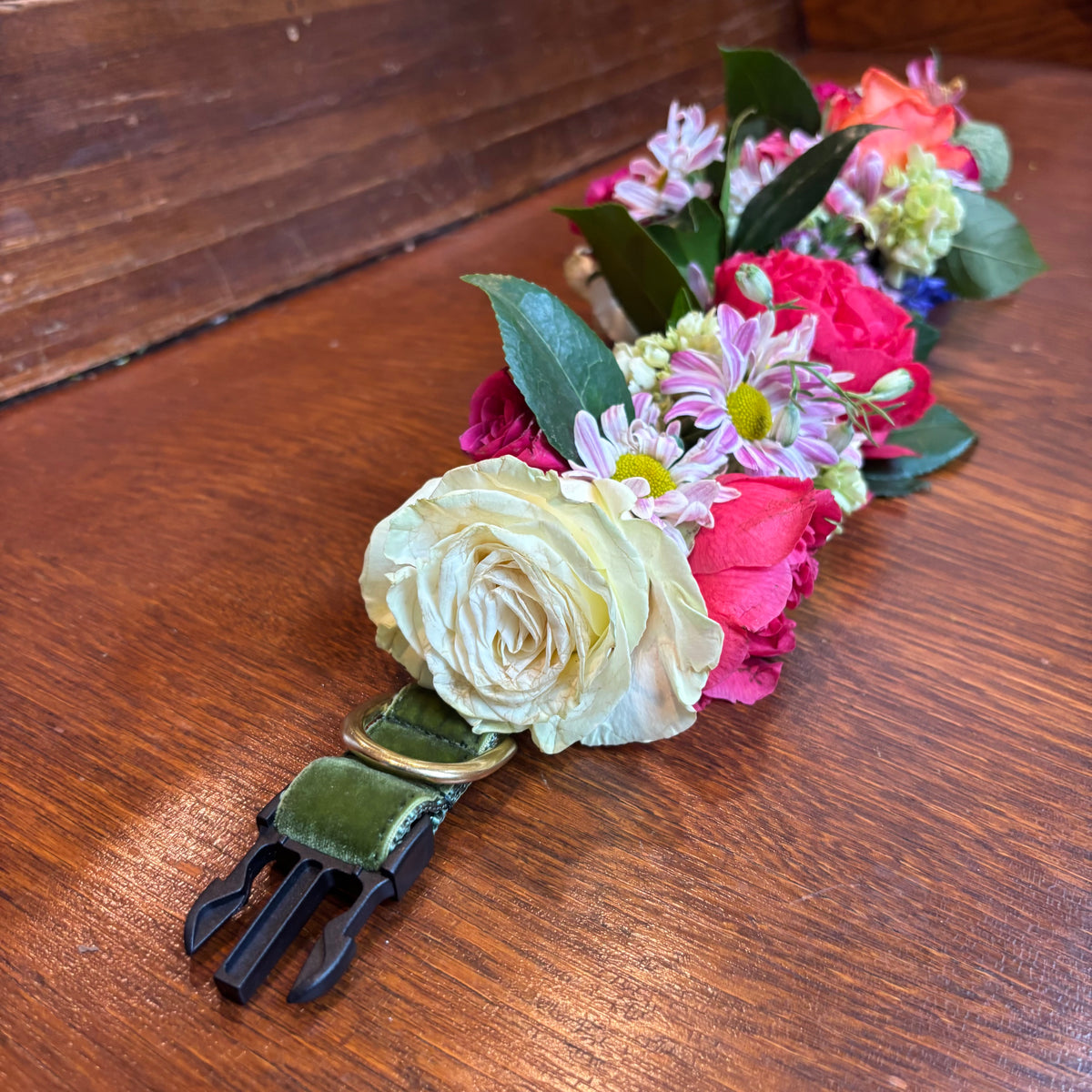 DIY Fresh Flower Garland Collar Kit
